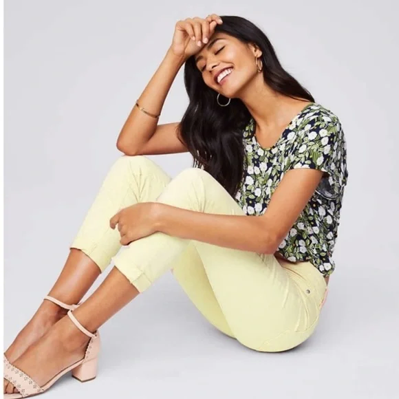 ANN TAYLOR Yellow Capri Modern Fit 6 - Picture 3 of 9